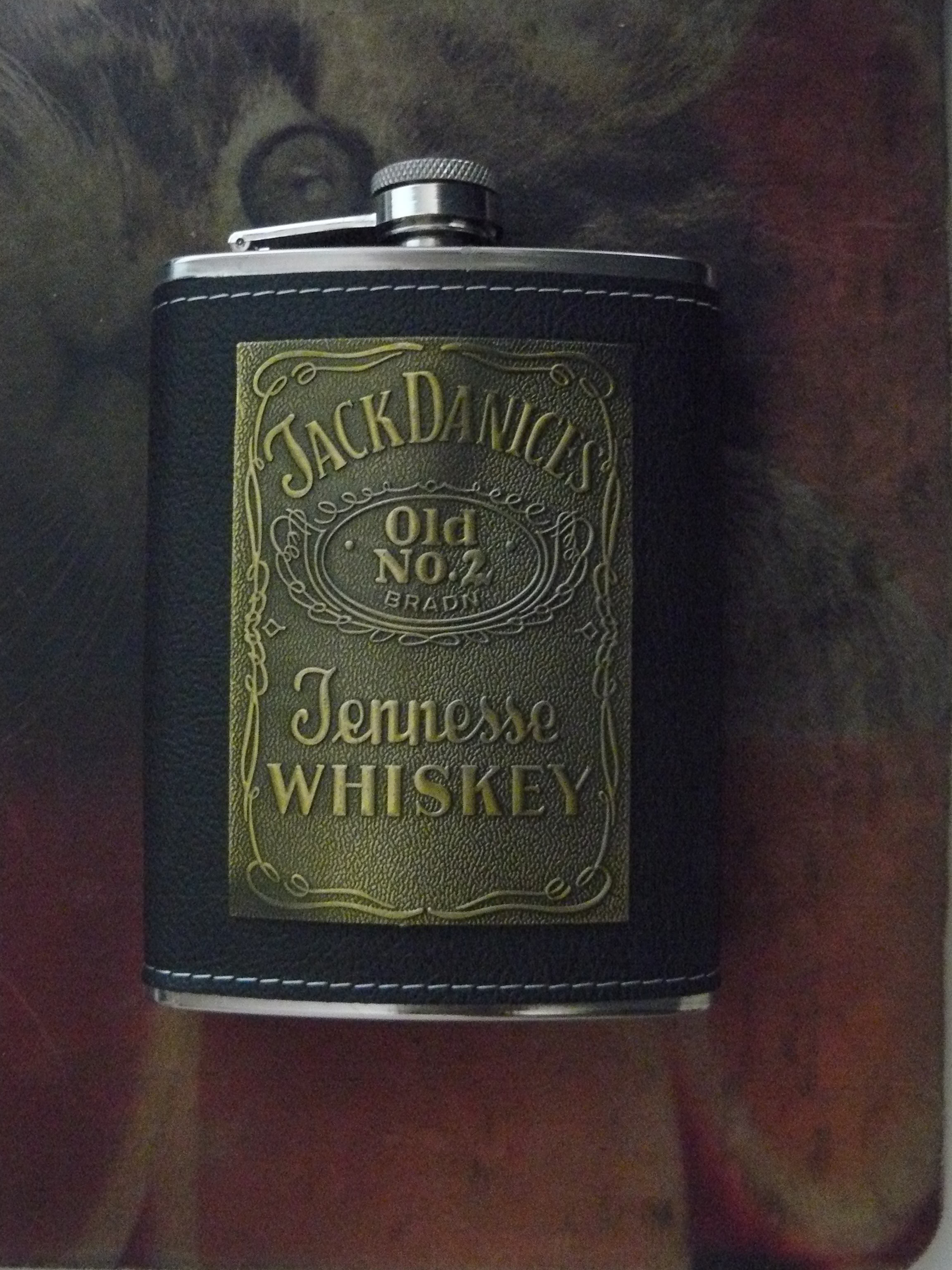 LÁHEV KAPESNÍ "PLACATKA" NEREZ WHISKEY..