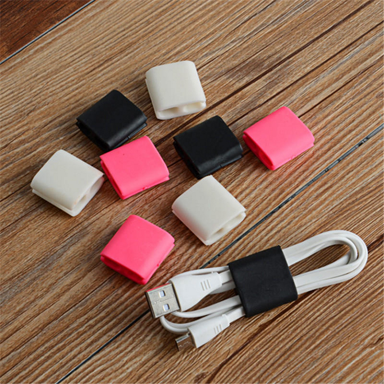 SADA ORGANIZÉRŮ NA KABLE-SLUCHÁTKA atd 3kusy