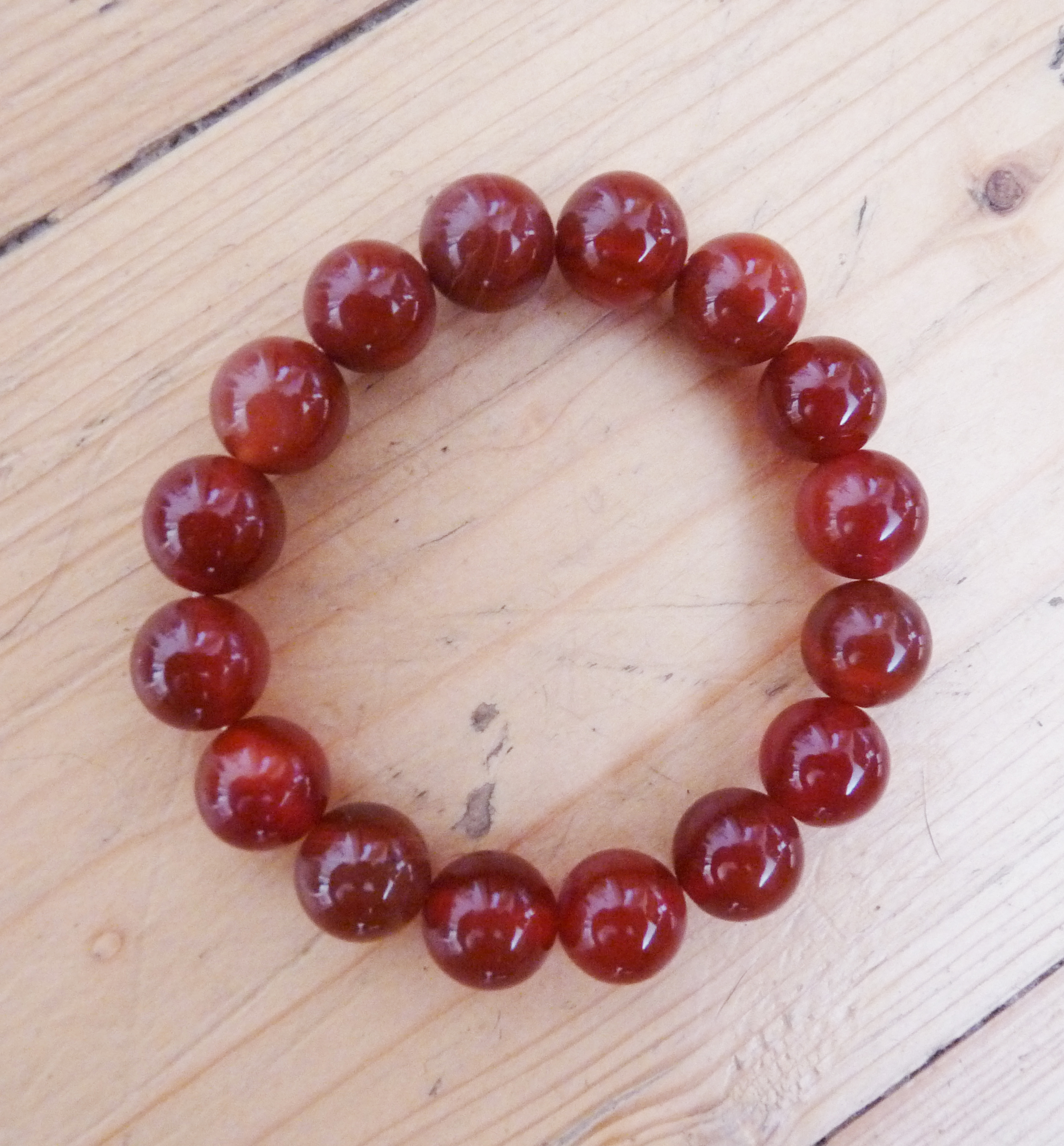 NÁRAMEK ČERVENÉ KAMENY