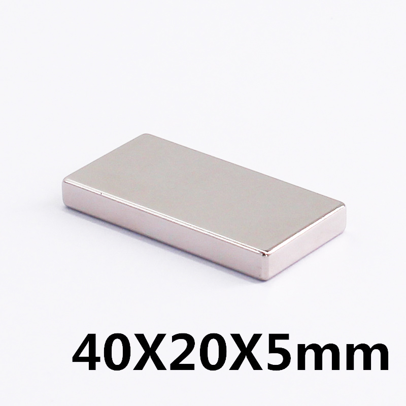 MAGNET PLOCHÝ NEODYMOVÝ 40x20x5