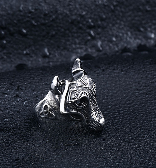 VLK WIKINGSKÝ BOJOVÝ PRSTEN NEREZ