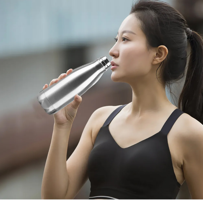 NEROZBITNÁ A PRAKTICKÁ NEREZ LÁHEV 500ml