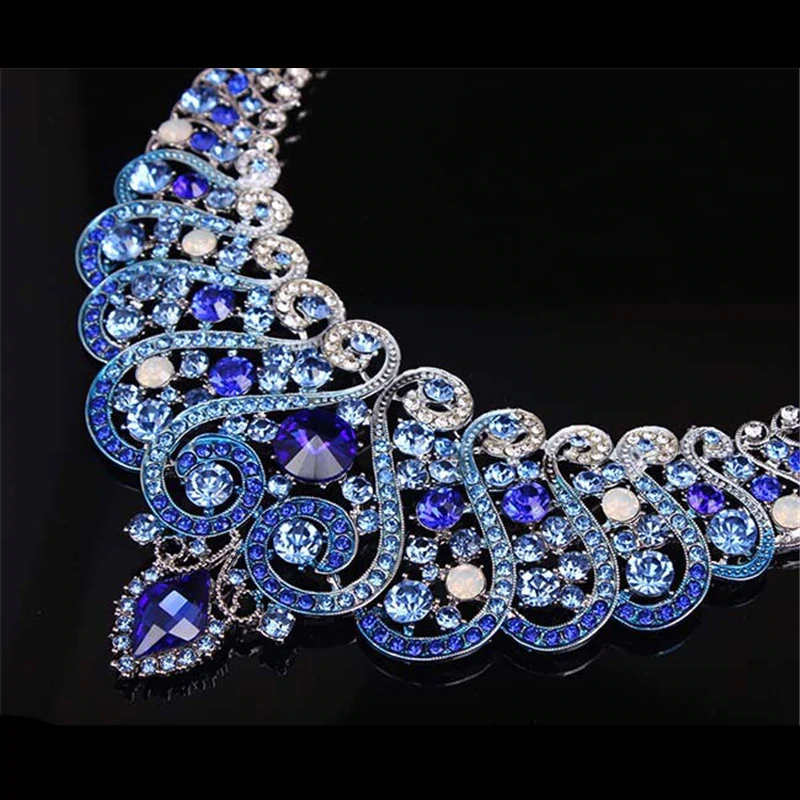 NÁDHERNÁ VYKLÁDANÁ SADA KRYSTAL-SVATBY apod.