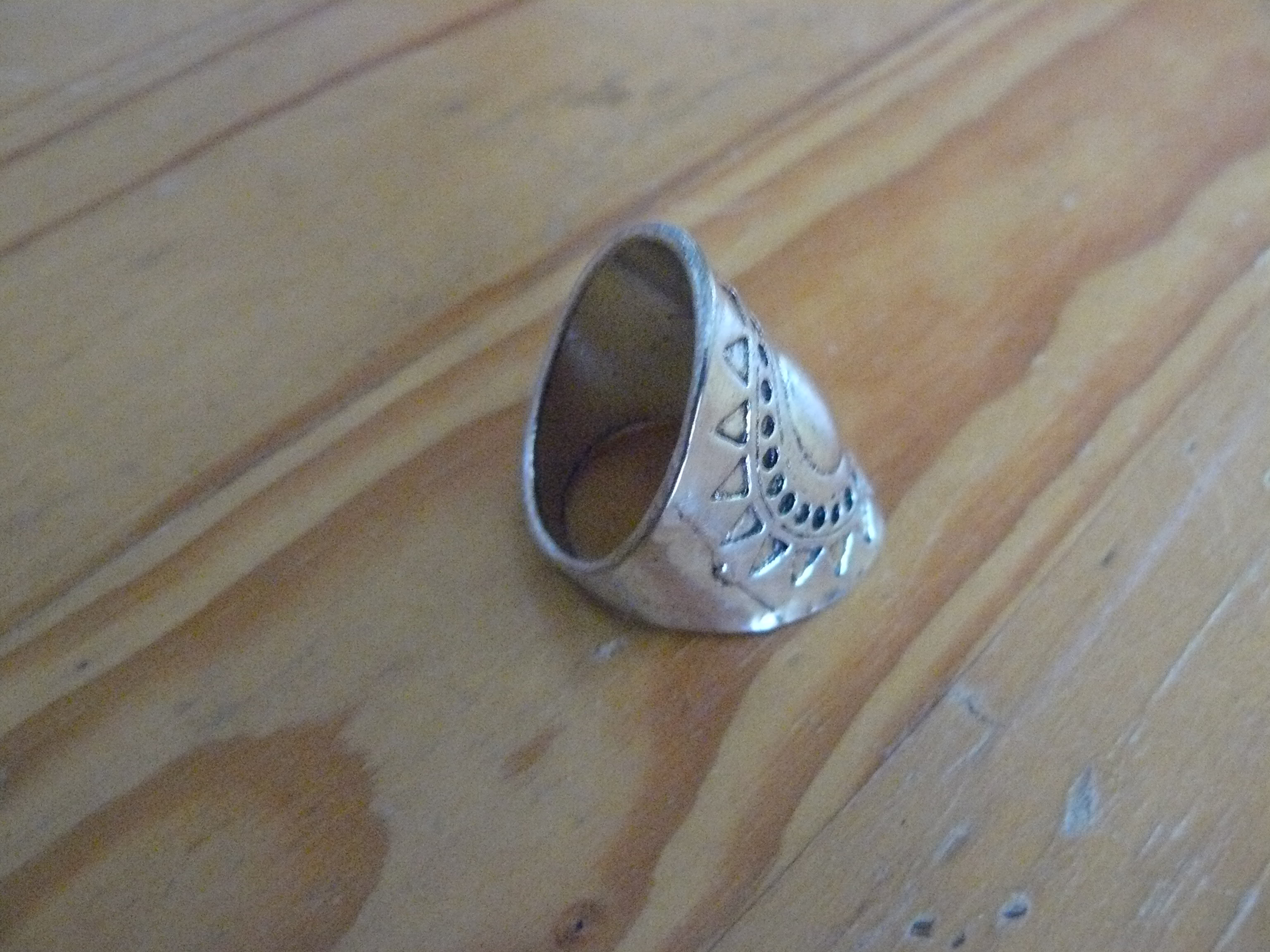 TIBET - PRSTEN ORNAMENTY