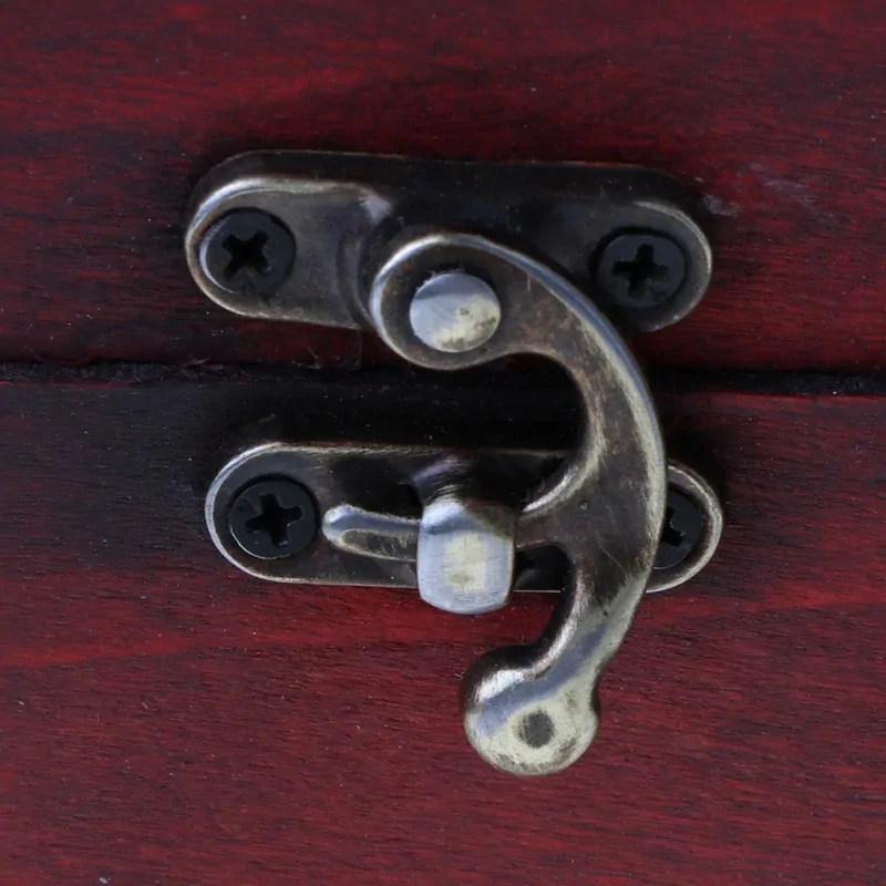 TRUHLA-KRABIČKA DŘEVĚNÁ na DOKLADY,ŠPERKY apod.-VINTAGE