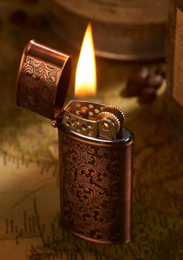 VINTAGE BENZINOVÝ ZAPALOVAČ