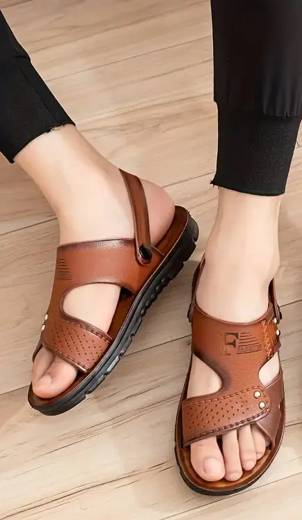 Pánské jednobarevné SANDÁLY.