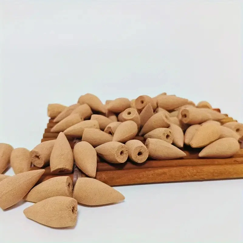 30ks přírodní kadidlové KUŽELY SANTAL