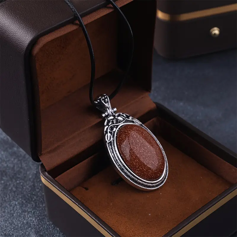 NÁHRDELNÍK-přívěsek z přírodního kamene ve stylu gothic