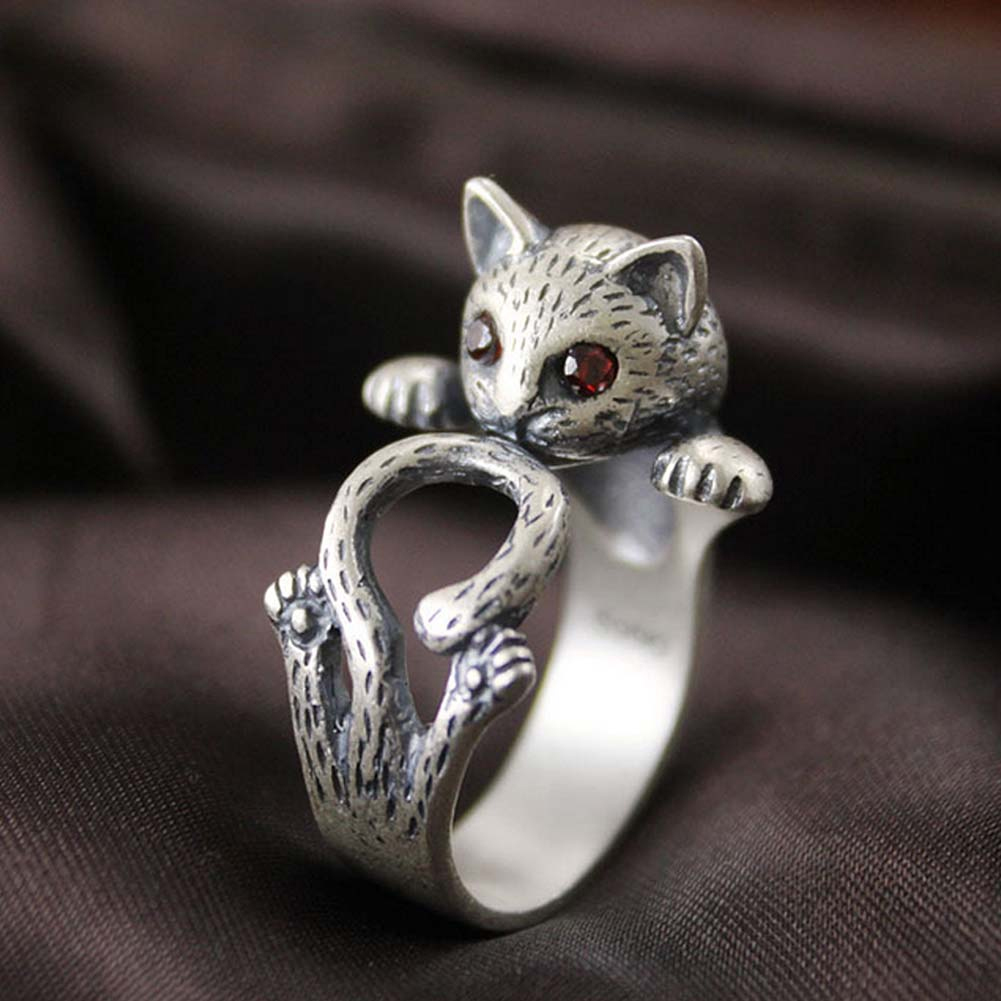 PRSTEN KOČKA ČERVENÉ OČI