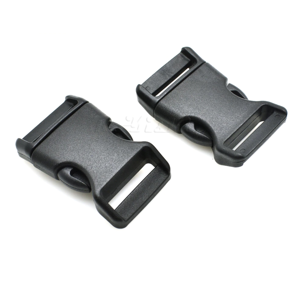 PLASTOVÉ PŘEZKY 5kusů