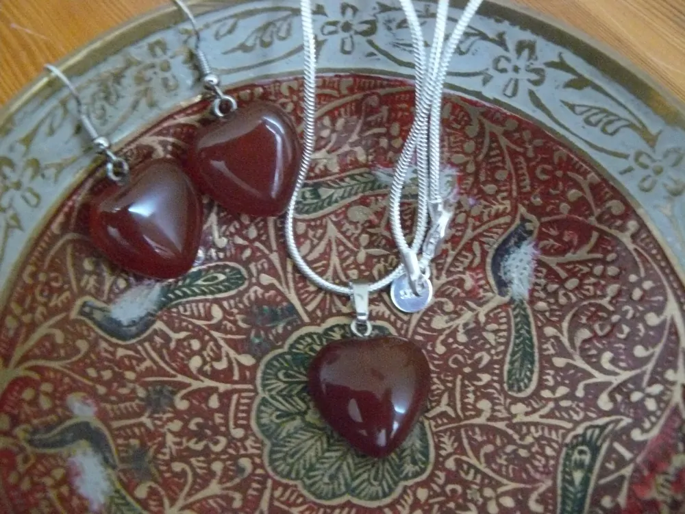 NÁDHERNÁ SADA KARNEOL SRDÍČKA