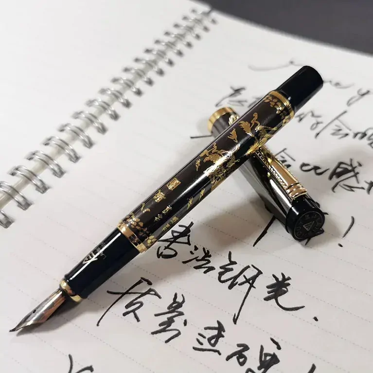 LUXUSNÍ PERO-DÁREK apod.