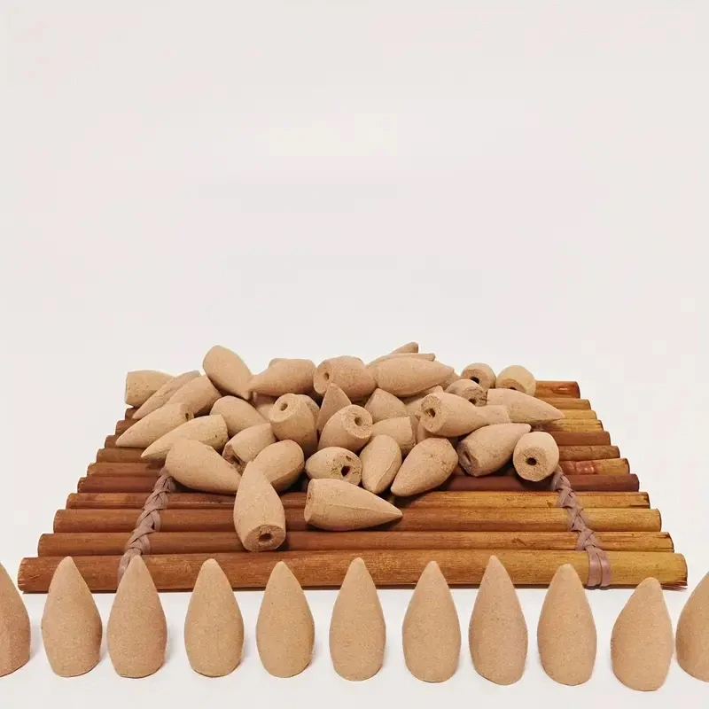 30ks přírodní kadidlové KUŽELY SANTAL