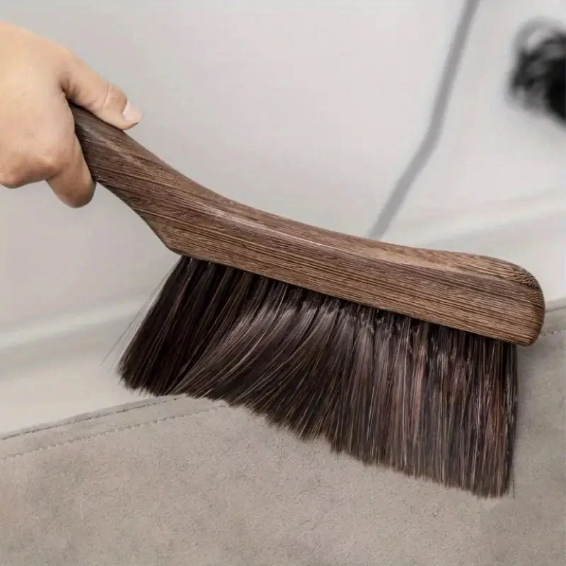Přírodní dřevěný SMETÁČEK