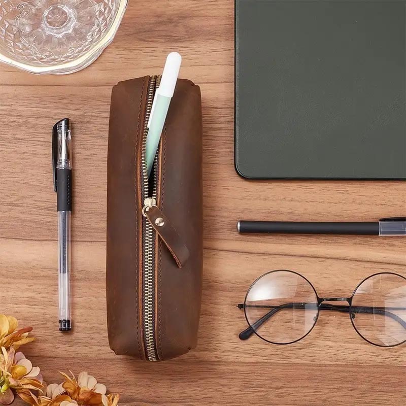 Originální Stylová kožená TAŠTIČKA-POUZDRO na tužky apod