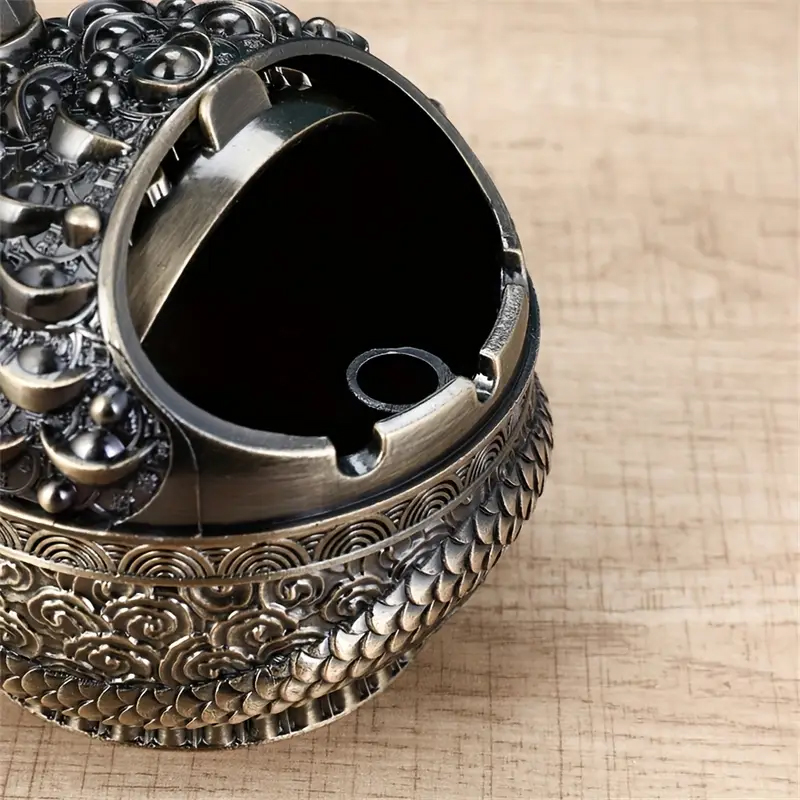 Retro kovový POPELNÍK s víkem VELBLOUD