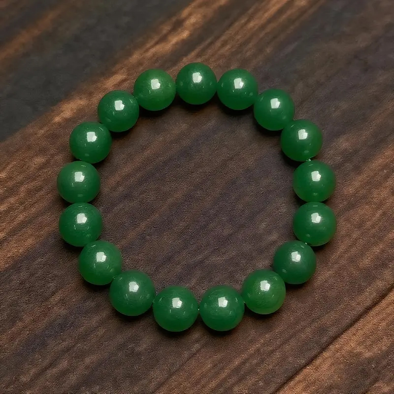 NÁRAMEK -ZELENÝ JADEIT 12mm