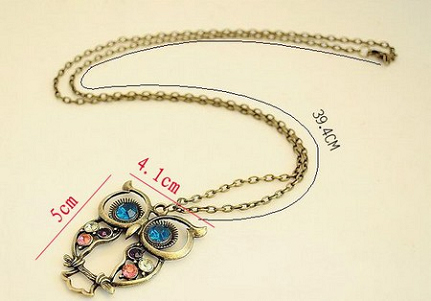 NÁHRDELNÍK SOVIČKA S KAMENY