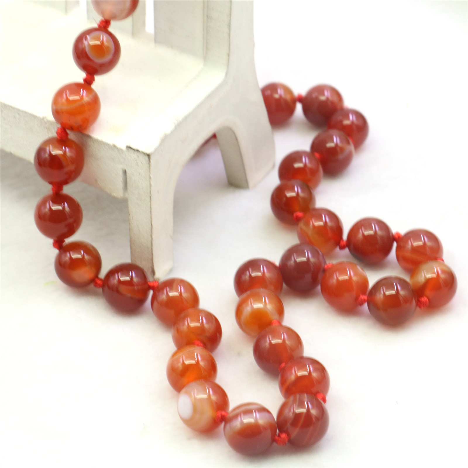 Krásný ručně vyrobený NÁHRDELNÍK