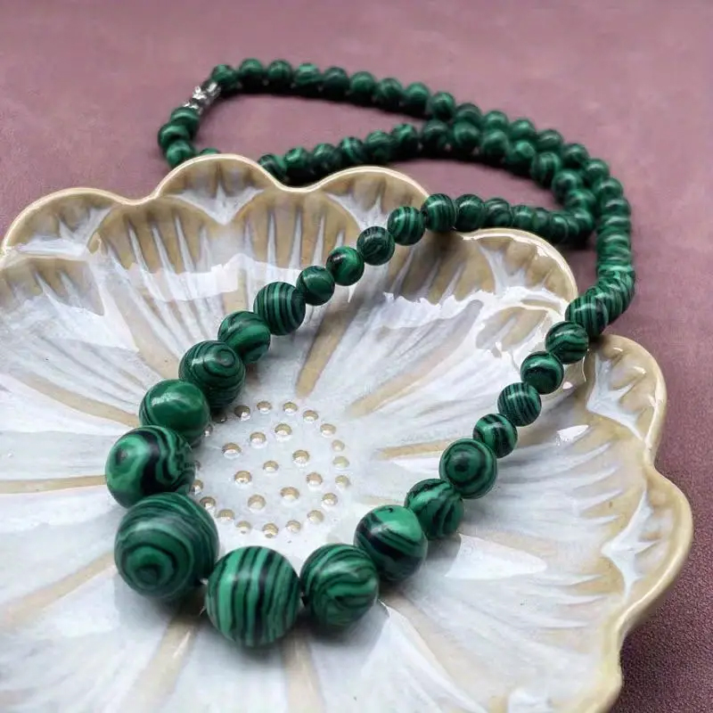 Odstupňovaný NÁHRDELNÍK Barva:Malachit