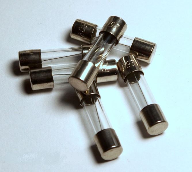 Skleněná POJISTKA 10A