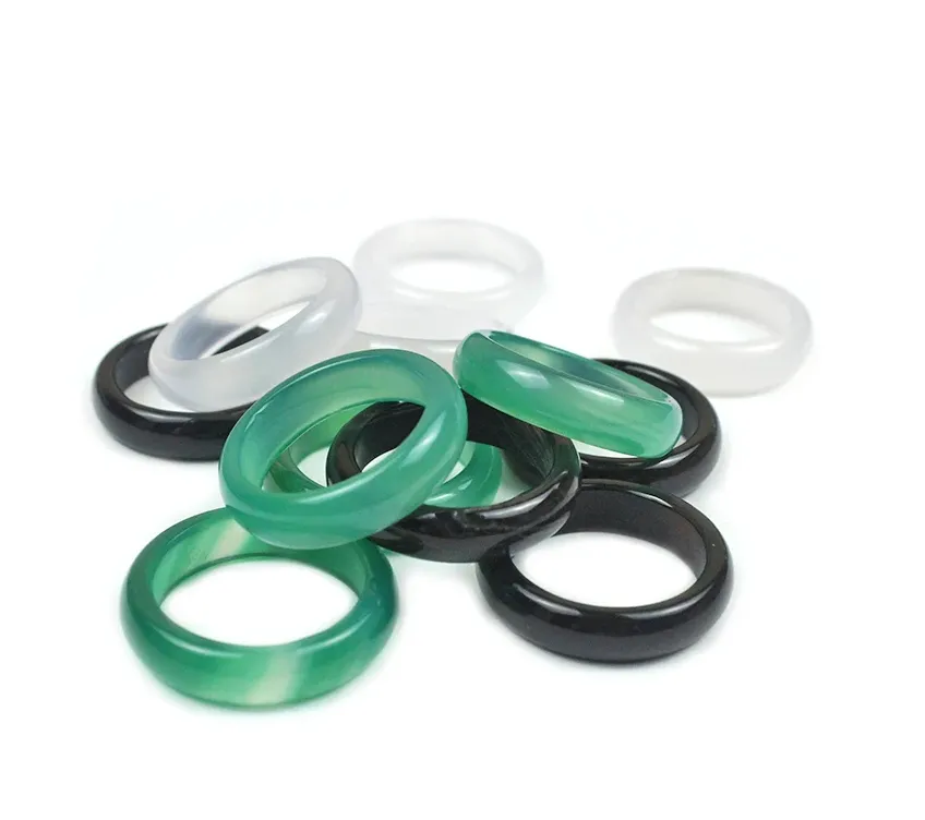 PRSTEN - ZELENÝ JADEIT