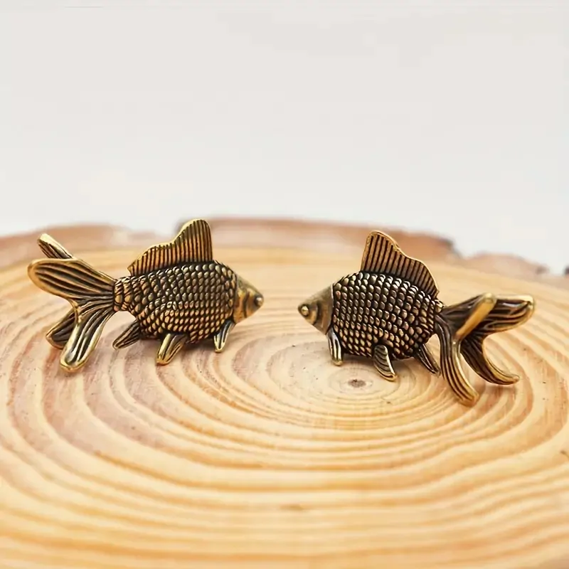 Vintage Mosazná Socha RYBKA