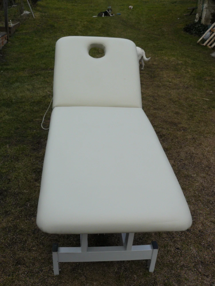 Pěkné masivní POLOHOVATELNÉ ELEKTRICKÉ  LEHÁTKO