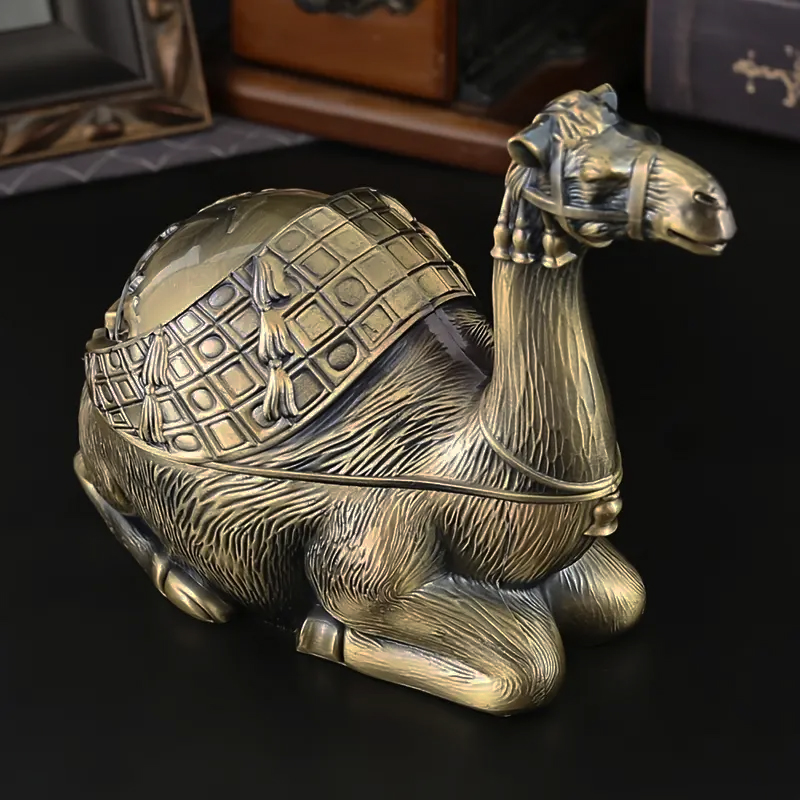 Retro kovový POPELNÍK s víkem VELBLOUD