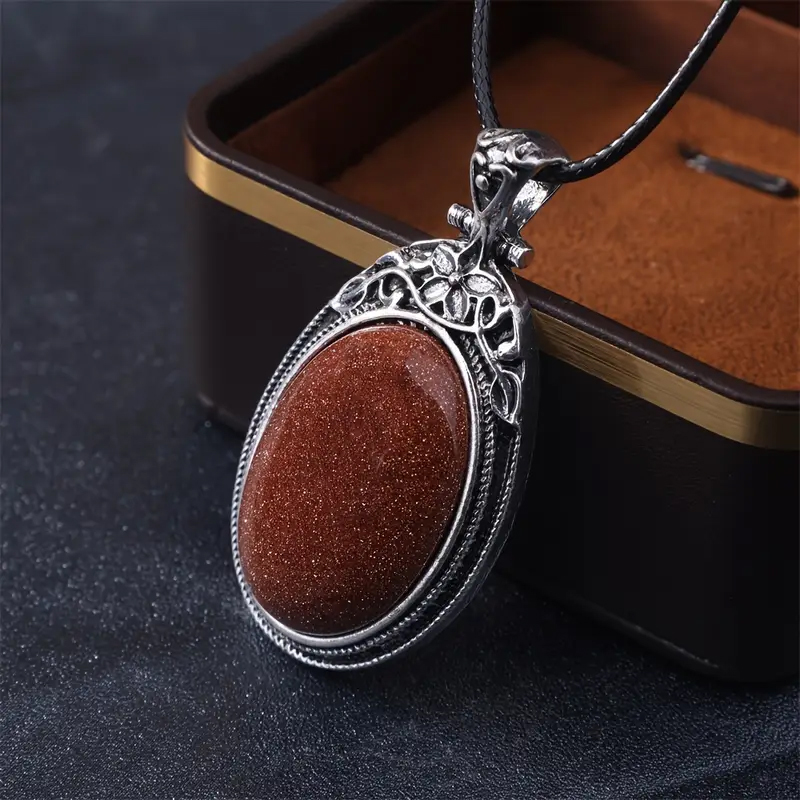 NÁHRDELNÍK-přívěsek z přírodního kamene ve stylu gothic