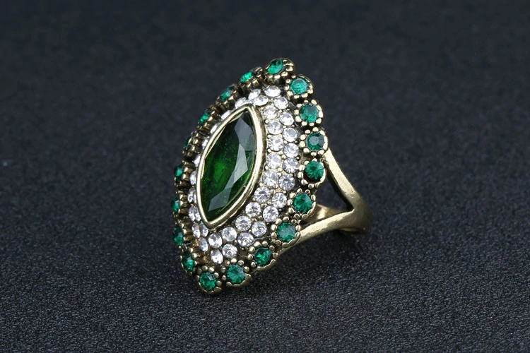 NÁHERNÁ VYKLÁDANÁ SADA - ZELENÉ KAMENY