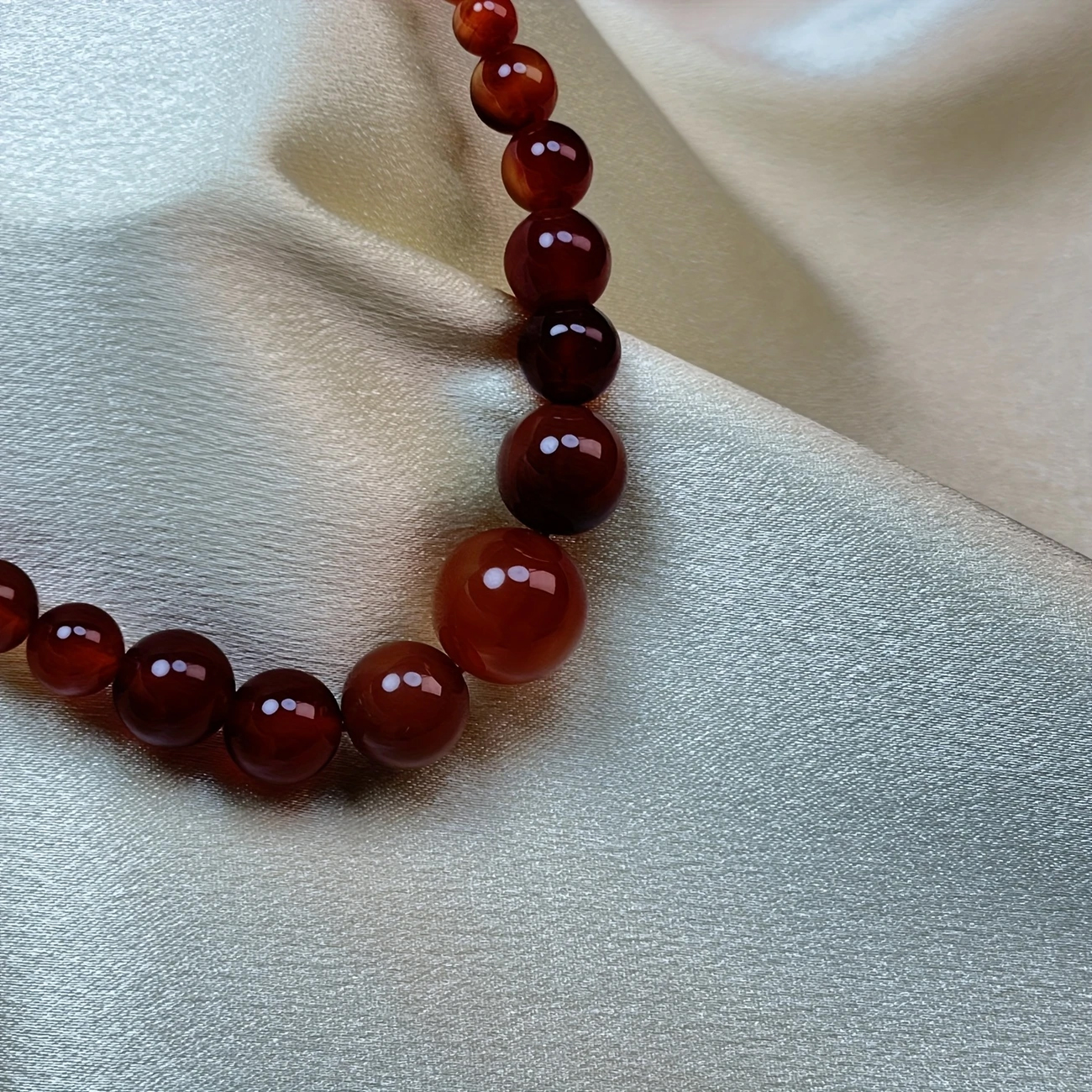 Elegantní NÁHRDELNÍK Kámen ACHÁT