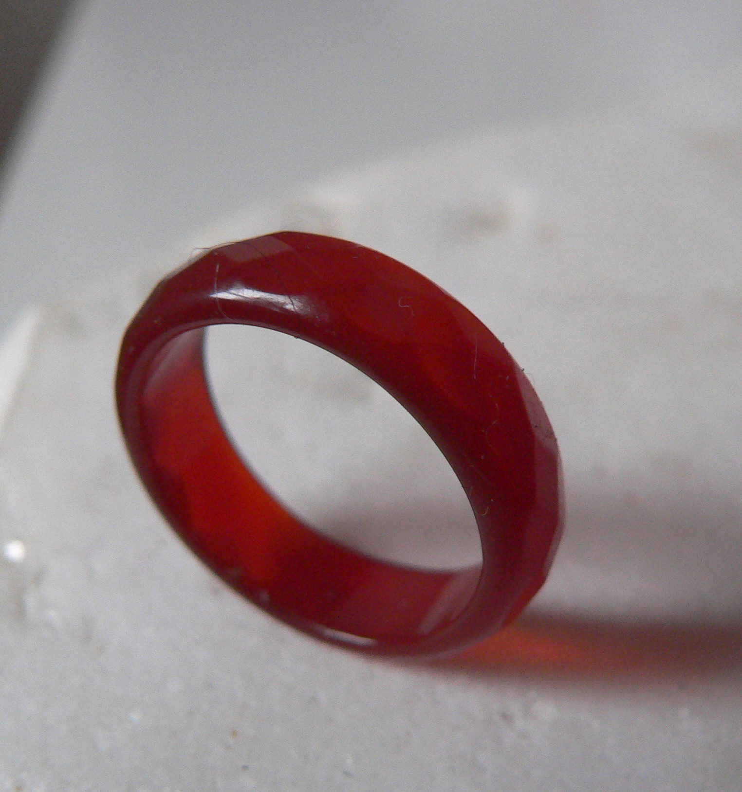 PRSTEN RED BRAZIL NATURAL AGATE