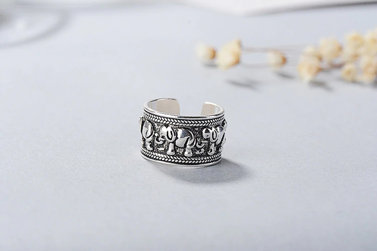 PRSTEN RELIEF SLONI PRO ŠTĚSTÍ 