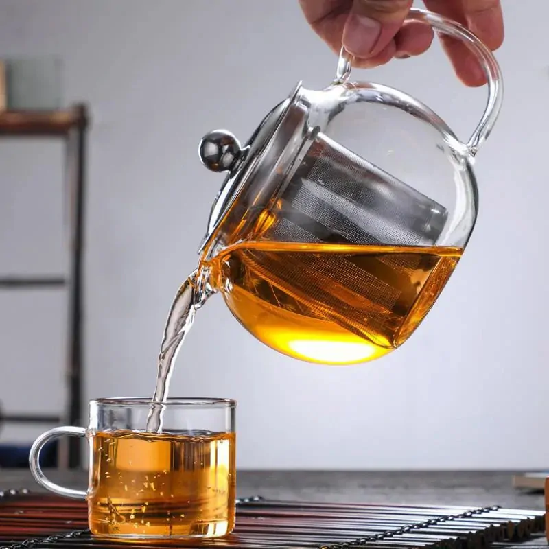 Tepelně odolná skleněná ČAJOVÁ KONVICE Obsah: 950ml