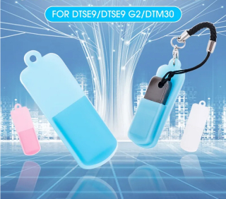 PRAKTICKÁ KRYTKA na USB FLASH DISK