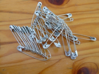 SPINACI SPENDLÍKY 28mm 30 kusů