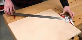 Přesné dřevoobráběcí  PRAVÍTKO NASTAVITELNÝ ÚHEL